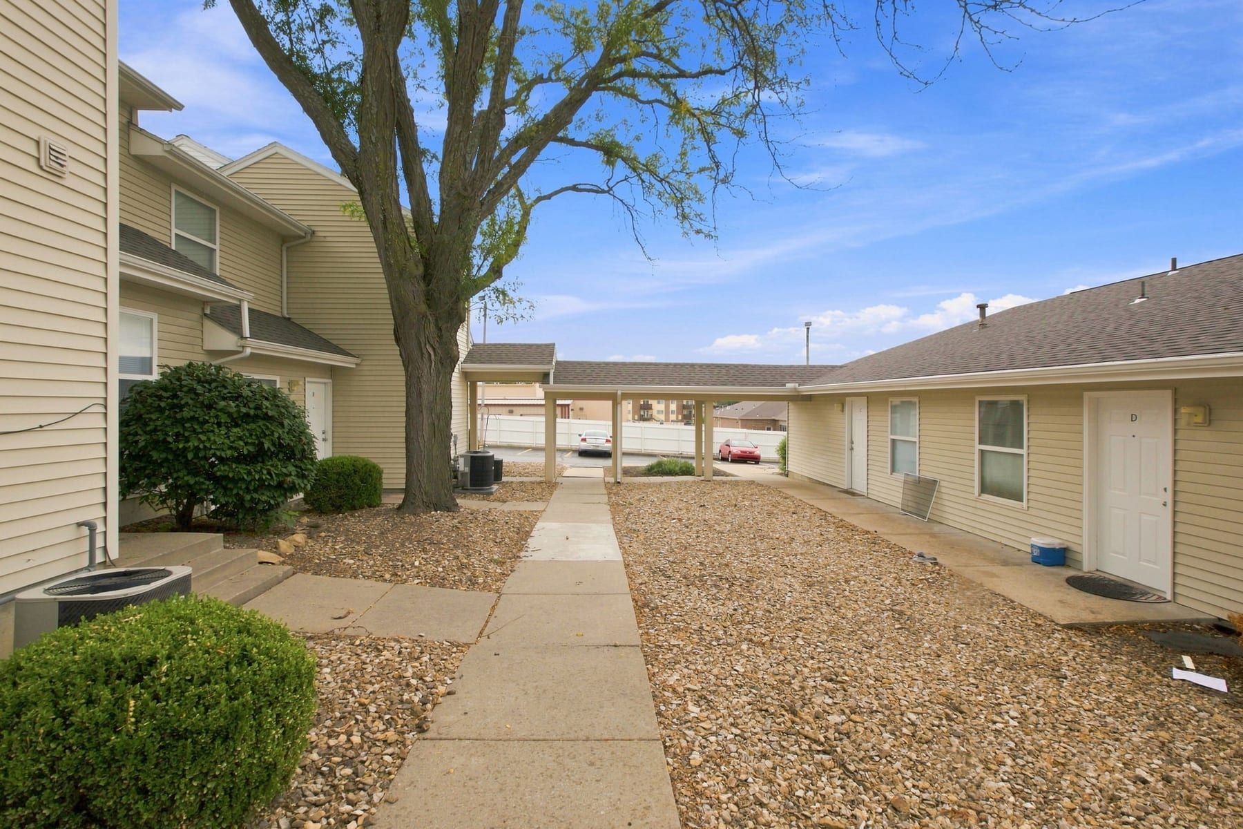 Capstone Apartments, Topeka, Kansas